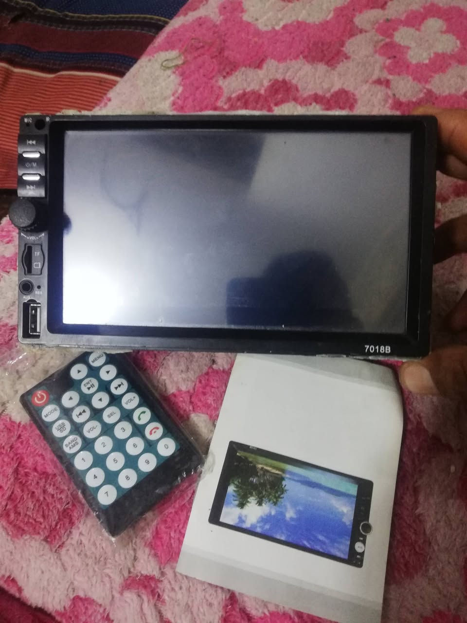 يوجد شاشه ترهم علئ النترادمعه او سوناتا تو شغاله وماداخله تصليح مال سياره تفصيخ فتحته من النترادمعه مع ريمونت وكتلوك مالهه بغداد الشعب السعر25الف***********
