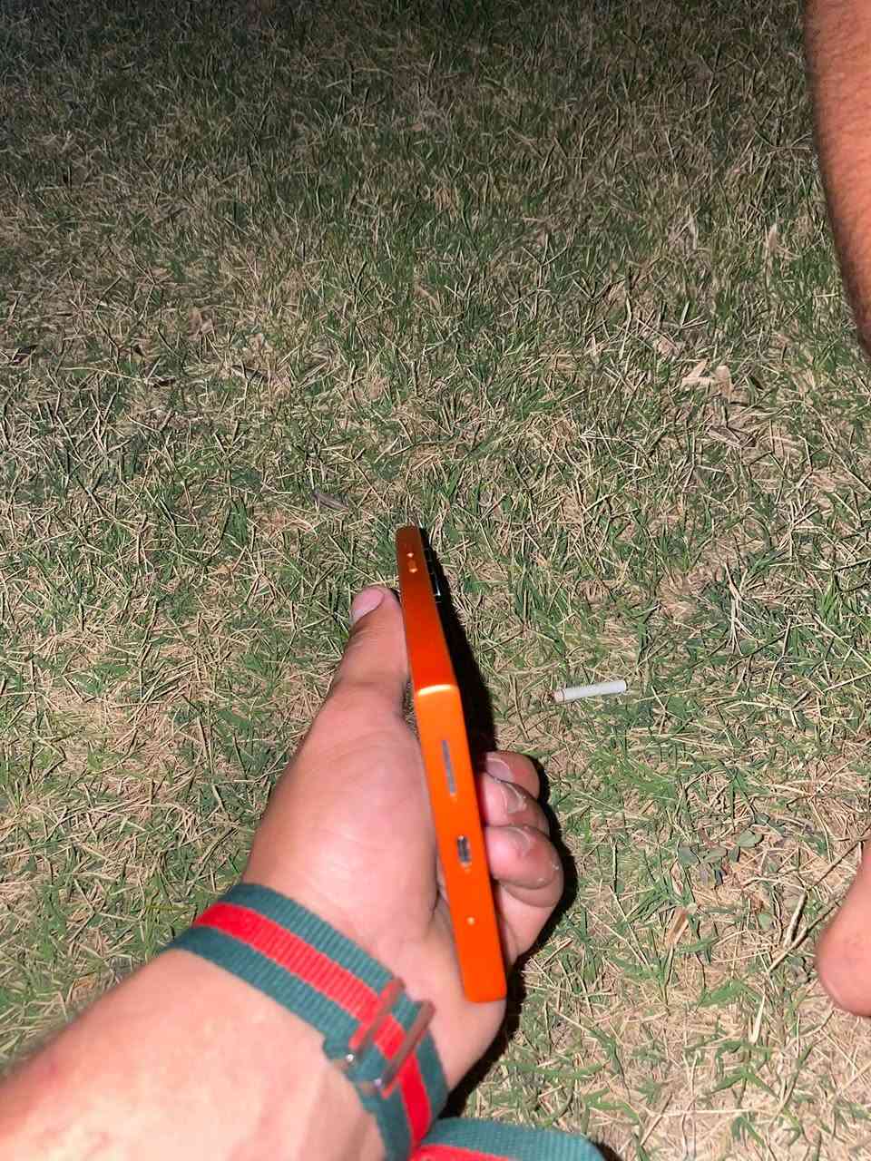 سلام عليكم جهاز للبيع كوكتل c62 جهاز كسر كارتون ما مستعمل ذاكره 128و العشوائيه 16.  البطاريه 5000حهاز خير من الله ونضيف السعر 275وبي مجال اي ستفسار تواصل وتساب *********** رقم صاحب الجهاز  مكلف بل نشر .
