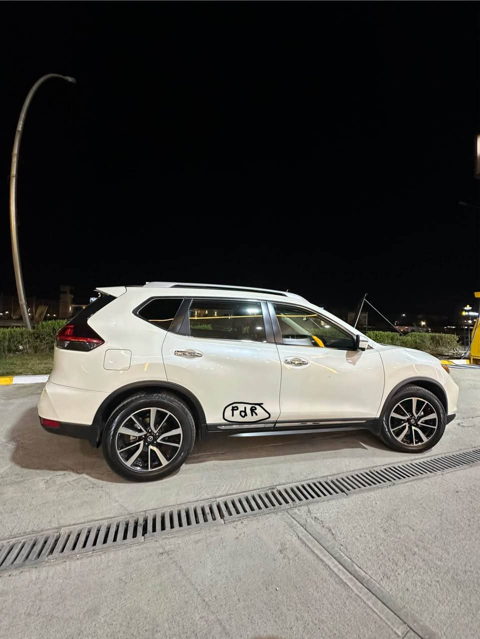 Nissan rouge SL awd
فول فول موسفات 
موديل 2020
44 میل رۆیشتووە
هەموو شتێکی بەشەرت 
بەناوی خۆمە 
هەزەو سنەوی نوێیە
لە وێنەکان هەموو شتێکم رونکردۆتەوە
وێنەی ئەمریکای تێدایە 
دەعامیەکەش بەشەرت بیلادی بێت

***********
***********
215$  مجالەکی کەم أربيل, العراق
