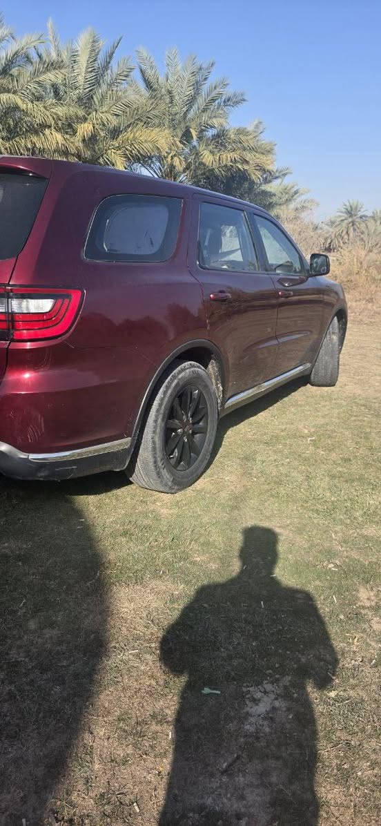 السلام عليكم 
للبيع او مراوس 
دورنكو موديل 19 اصل رقم بغداد تحويل مباشر 
مواصفات سياره عاديه 
ماشيه 130
مكينه جديده ما مفتوحه 
حداديه تخم تاير جاهزه 
وارد امريكي حادث جاملغ وبنيد بدون دواخل ايرباك دشبول فقط طاك 
 #لسعر 225 وبيه مجال مكان بابل القاسم  ***********
