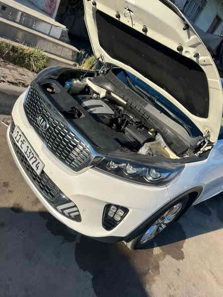 السلام عليكم للبيع سورنتو 2018 شكل 2020 سياره مكفولة ماعده بارد بين الباب وجاملغ سونار موجود سياره حيل نضيفه
كشنات كهربائيه 
7 راكب 
6 سلندر 
محرك وكير مكفول 
صدر حداده كله جديد
مري شفط
بنرامة 
صندوك كهربائي 
سعر240 
 مكاني بغداد
***********
