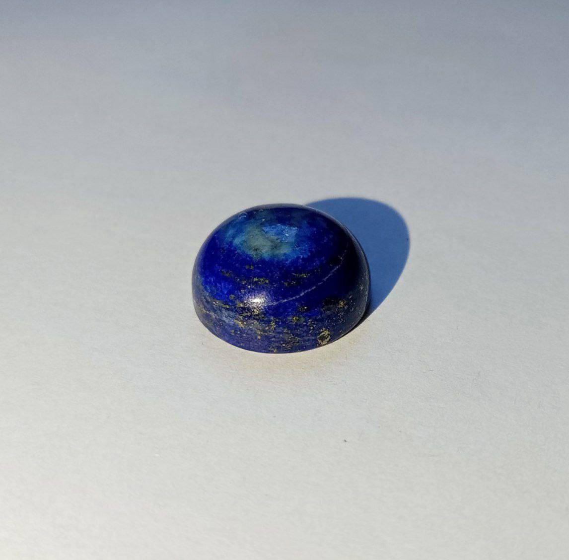 زرقةٌ تأسر العين قبل القلب… 💎
أحجار زرقاء بلمعانٍ هادئ يذكّر بصفاء السماء وعمق البحر، اختيرت بعناية لمن يقدّر جمال الأحجار الطبيعية وقيمتها.
قطَع مميّزة تضيف لمسة فخامة وتفرّد.
الكمية محدودة، والفرصة لا تتكرر…
احصل عليها الآن قبل فوات الآوان...


**إذا كنت صاحب هذا الإعلان وتريد حذفه لأي سبب، رجاءا أرسل رسالة إلى الدعم الفني**