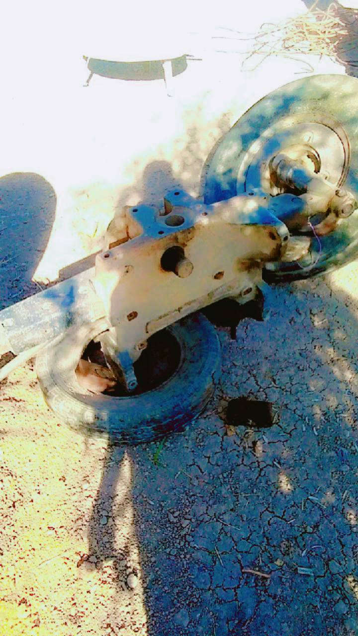 سلام عليكم للبيع صدر مكينه ايراني نضيف مكان الانبار شراي يتصل او وتساب ***********
