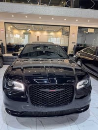 كرايسلر ٣٠٠ اس • زيرو ٢٠٢٣ • بدون صبغ