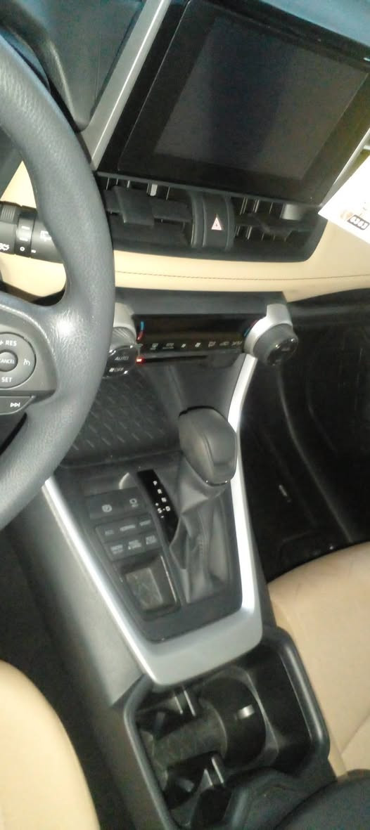 السلام عليكم 
تويوتا راف فور 

زيروووو

متوفر ٣ فئاة

هايبرد
فول فتحه

بانزين ففط
فتحه

بانزين فقط
بدون فتحه

تويوتا العراق 

ضمان شركه
صيانه ٢ سنه او ٤٠الف صيانه 
مجانيه

مرقم بغداد لوحه وسنويه بغداد 

للاستفسار  الاتصال على الرقم ففط

***********
