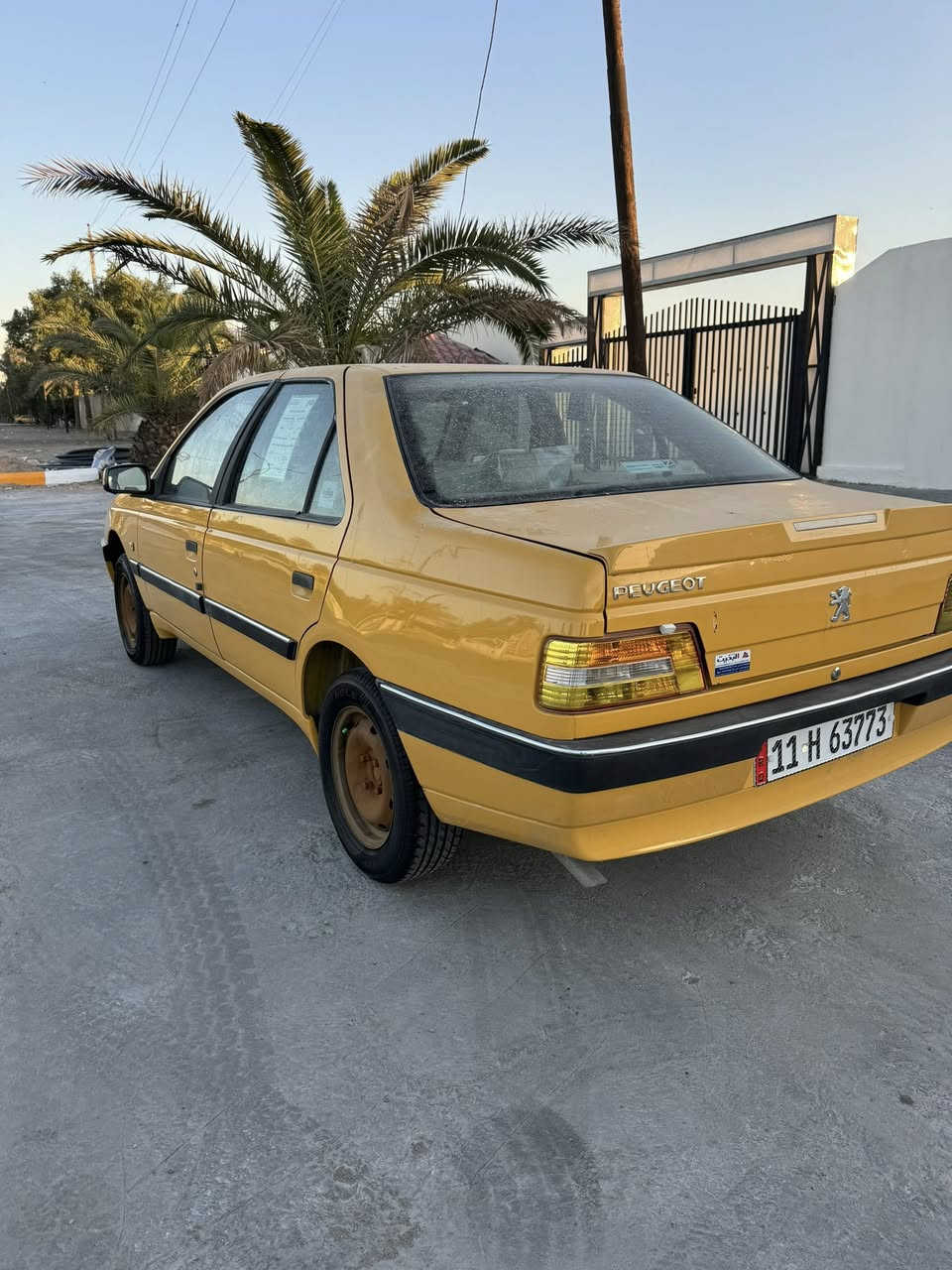 سلام عليكم للبيع بيجو الميس موديل ٢٠١٦ بسمي هزه ورقم نكليزي جدد لأضربه ولا تبديل كفاله عامه صبغ شي كلش بصيط كير محرك جدد تخم تاير جديد صدر مامي خلفي جديد دشبول عالي سنويه لحد ٣٠ مجدد ماشيه ١٤٠ سياره على وضع شركة كلها شراي يتصل سعر ٥٤ وبيها مجال *********** مكاني البياع
