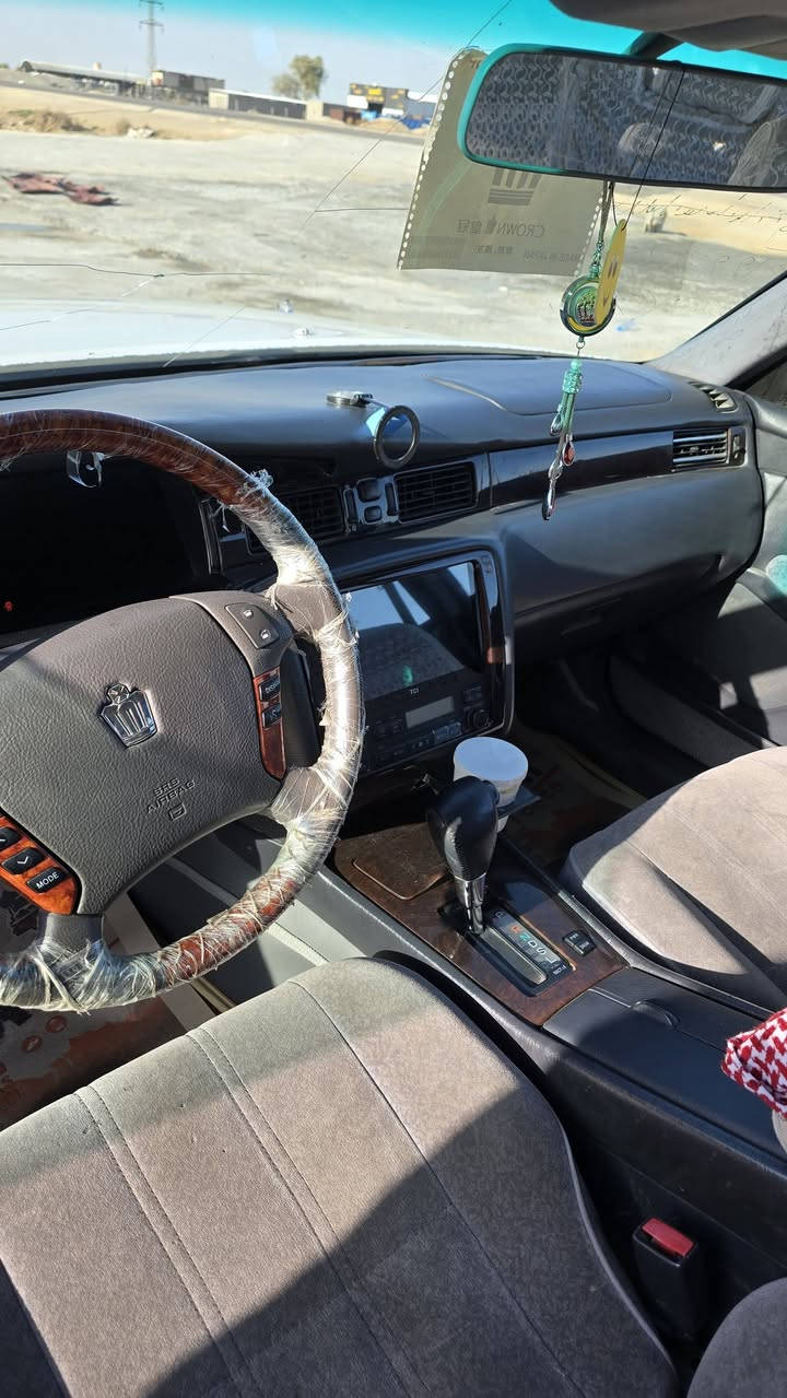 راس الثور 97
رقم انبار محرك فيفيتي فيشتين 3000
محوره فانات 
تبريد امامي خلفي توني مسويه حداديه توني ومسويه تخم تاير كفاله عااااامه لاصبق ولا ظربه ولامعجون السعر 115
 (***********)
