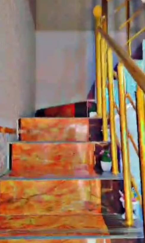 مشتمل قاطين قريب روضه الوليد وشارع دبي  قرب مولده سيد رزاق جاهز من كل شي  ماطور وتانكي وكيزر +مفروشه يتكون من صاله 7ونص*4 ارضيهه
القاط الثاني غرفه بيه سبلت 5*4+صحيات ومطبخ +طباخ +كنتور زغير
ملاحظه فاتورت كهرباء وماء مدفوع  سعر 250قفل📞 ***********
ملاحظه يرهم صالون
