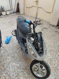 دراجه ماكس منغولي للبيع قائمه 225 وبيها مجال كوم حديده بي ان 077645422...