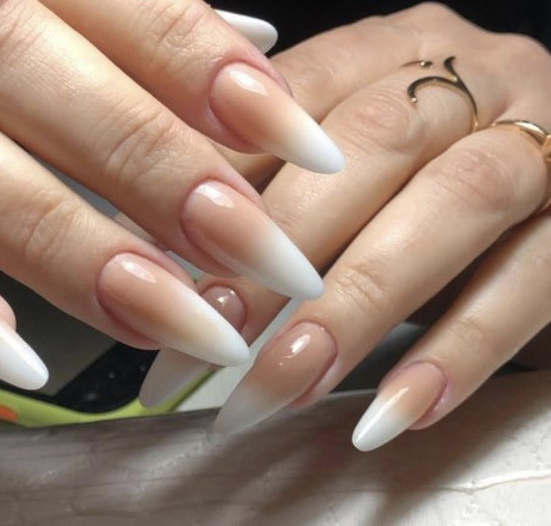 ✨ عروض الأظافر ✨
جل اكستشن بأناقة وثبات ولمسة فخمة

💰 السعر:
جل اكستشن أظافر فقط 25ألف

📍 العنوان:
بغداد – التاجي – شارع ابو ياسر 
قرب مدرسه فرسان المستقبل الأهليه 

مركز وصالون كوافيره اسراء  للسيدات

📞 للحجز والاستفسار:
***********

#متابعه___فضلاً #نسائيالماكيرا اسراء
