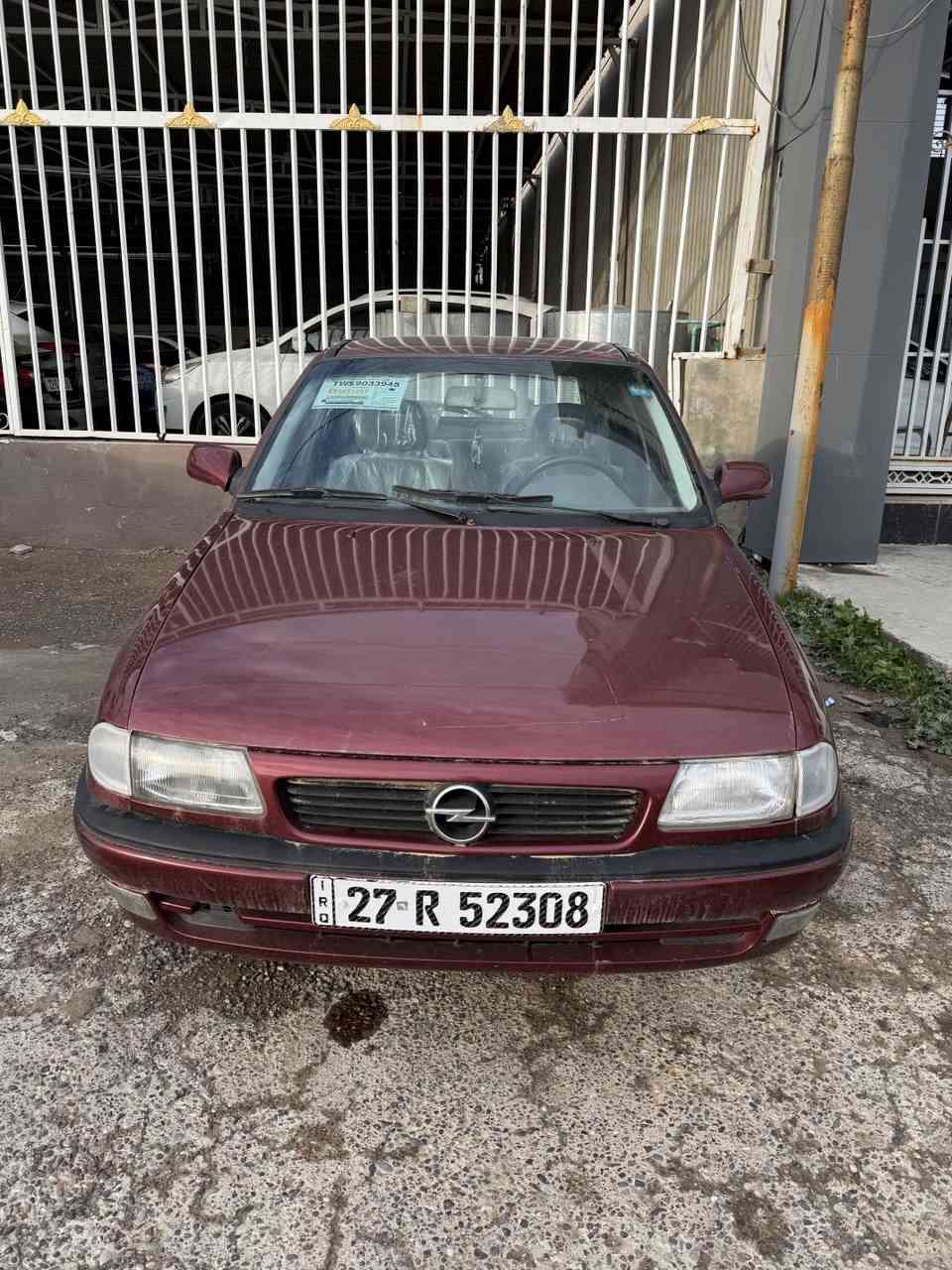 السلام عليكم
اوبل استرا حجم ١٨ رقم ذي قار مشروع وطني سنويه جديده هزه جديده سياره جاهزه طخم  داخل كير محرك اثر نفخ 
السعر ٤٨ وبيهاا مجال  رقم الموبايل ***********
