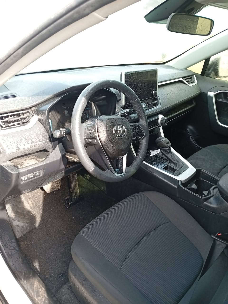 سياره راف فور 2024 هايبرد ياباني اصل مرقم اربيل ستوه ترقمت سعر 180ورقه ***********
