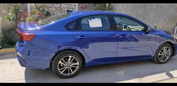 السلام عليكم كيا فورتي للبيع موديل 2023
حادثها موضح بصورة محرك 2000 دوش
سيارة تستلمها مرقم بغداد
سعرها 175 ورقة 
اي استفسار ثاني ***********
