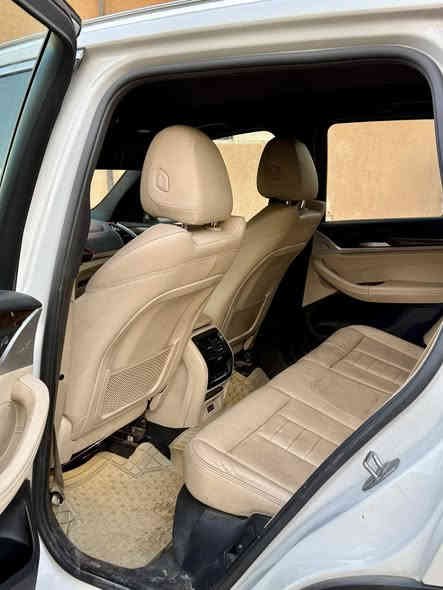 سلام عليكم 
‏BMW X3 2021 
لللبيع او مراوس باقل وفرق

السياره فول مواصفات للاخير 
كامرات ٣٦٠ 

، فتحه سقف بانوراما على طول السياره 

، كشن كهرباء تبريد تدفئة، خزن

مري شفط مع اشاير بالمري

اضاءة Full_LEDمتحرك ويه المقود مقود كهرباء

اضاءة الترحيب على الابواب 

 شاشة سرعة ديجتال 

ماوس تحكم 

ثلاث انظمة قياده

السياره هايبرد  بلك ان اعلى فئة يعني تشحنه على بلك البيت محرك 2000 تون باور تيربو طياره ماشاءالله 

 السياره مليانه مواصفات اذا احجي منا لباجر مااخلص ومعروف مواصفات الBMW  الحديث شنو محاجه احجيهن 

السياره  مبدل محرك جديد طك باكيت يعني بحاله ممتازة
ضرر السياره الباب عكس السايق والي بعده السعر المطلوب 280 وبيه  مجال
مكان الانبار 

***********

