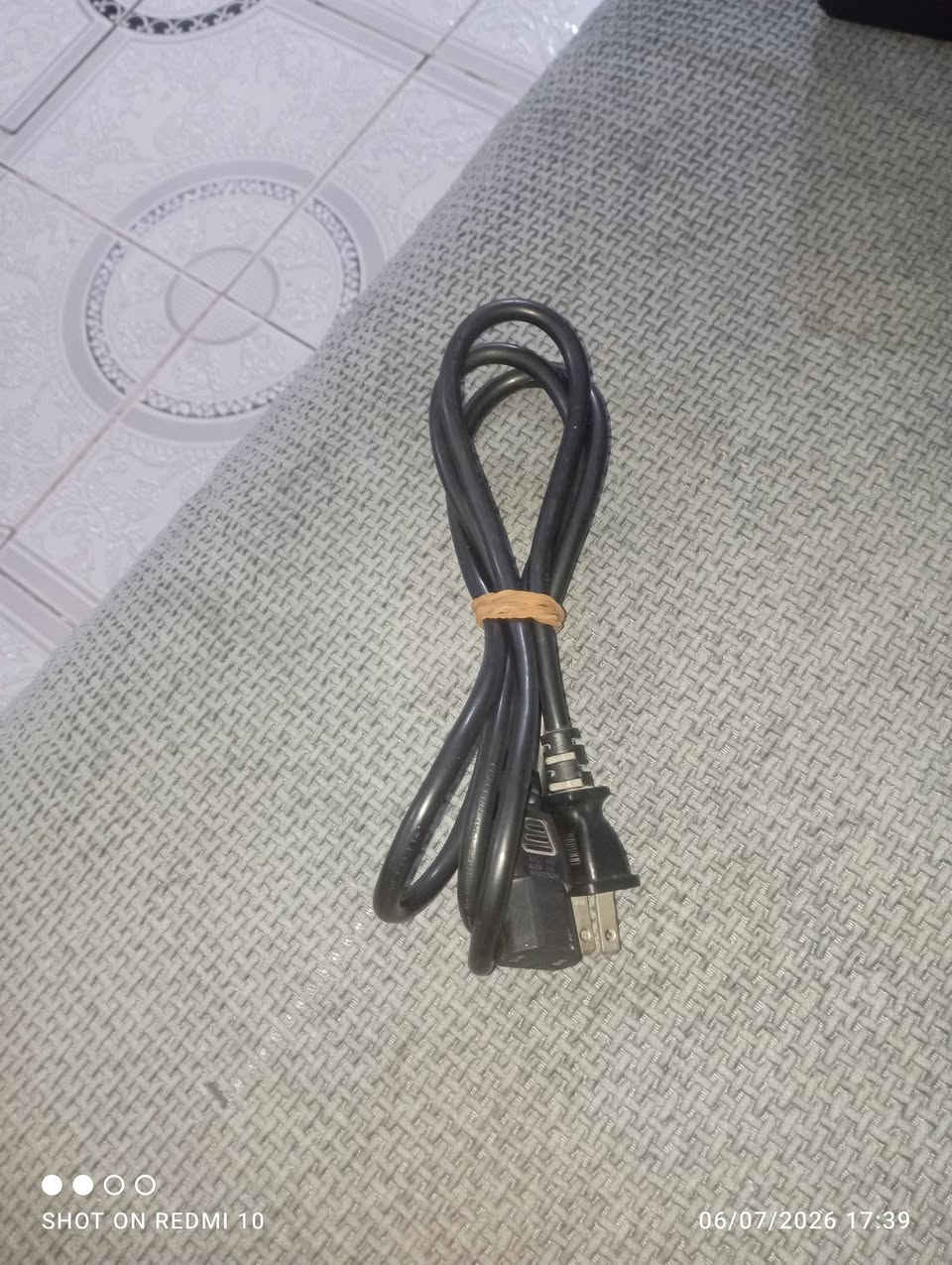 اكس بوكس 360 سلم نضيف وكامل ملحقاته بس بدون يدات والسعر 90ألف وبيه مجال المكان حله مهندسين


**إذا كنت صاحب هذا الإعلان وتريد حذفه لأي سبب، رجاءا أرسل رسالة إلى الدعم الفني**