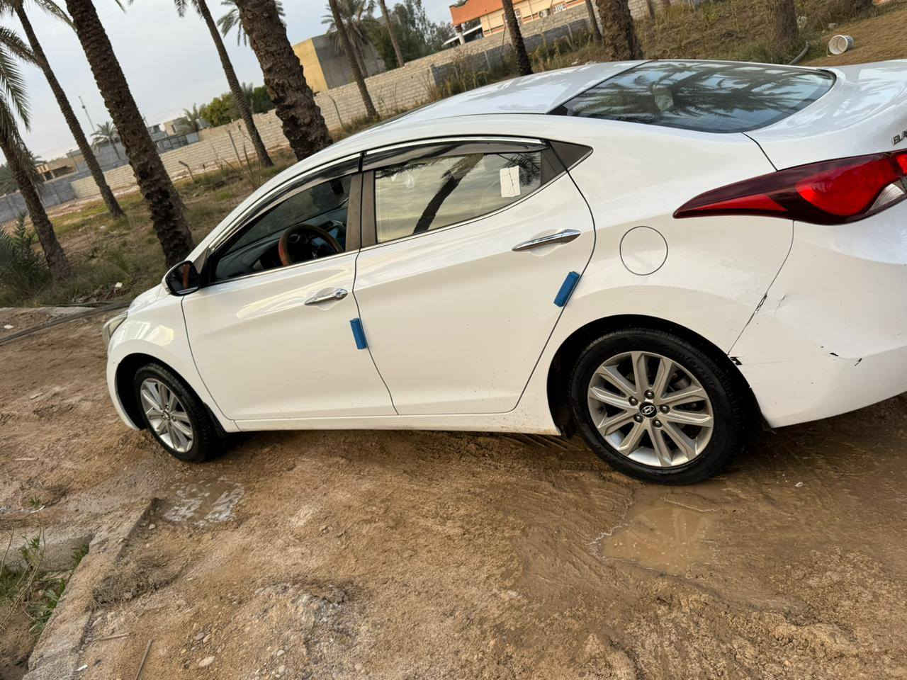 السلام عليكم النترا 2016 خليجي محرك 1800 دوش رقم بغداد فول مواصفات حتى حساس خلفي  عدا البصمه مكفوله  سونار موجود بلمنشور
السعر 130  بيها مجال بسيط ***********
