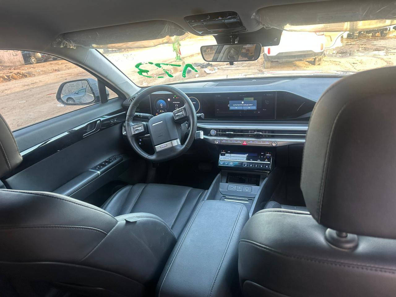 من رخصة الادمن موديل ٢٤ ازيرا ٦ سلندر مكفول من الحادث تترقم اي محافظة السعر ٢٠٤ بدون عملة للاتصال ***********
