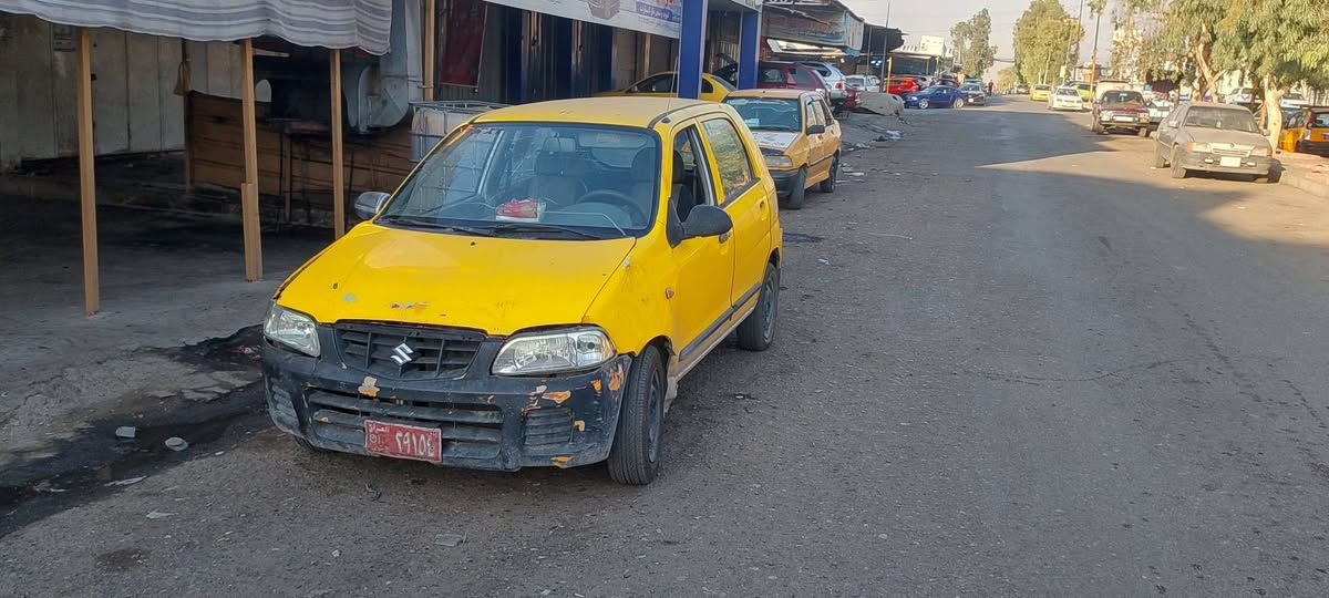 بيع مستعجل 

سيارة ساسوكي مكينة محور فاو محرك وكبر جديد 
اني ابيع بحم شرط التحويل سعرها مغري سعر ماطور
10ورقات قفل ***********
