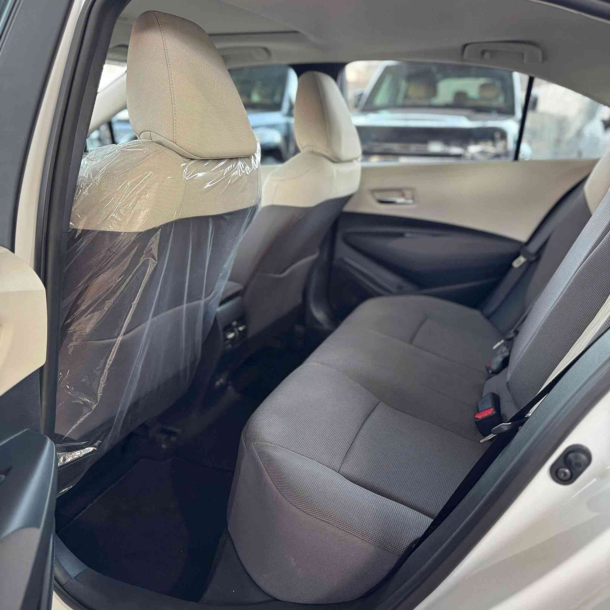 #امجد_الحسني_لتجارة_السيارات

TOYOTA COROLLA GLI —— 2024

➖ بنزين فقط
➖ ضمان شركة SAS
➖ زيرو
➖ محرك 1800
➖ بصمة تشغيل
➖سلايت 
➖ حساسات أمامي + خلفي

للاستفسار أكثر الاتصال على الرقم
***********
بغداد – معارض البياع – الشارع الثاني
