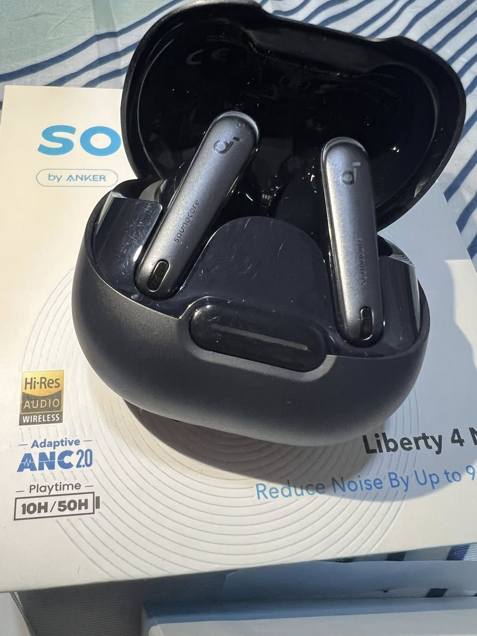 للبيع سماعات soundcore Liberty 4 NC
معروفه مواصفاتها 🔥🔥
مستخدم كلش قليل 
نضافه 100 / 100 
السعر 70 وبي مجال بسيط
للاستفسار قليل متواجد فيس 
***********
***********
