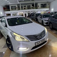 أزيرا • ٢٠١٥ • ٦ سلندر