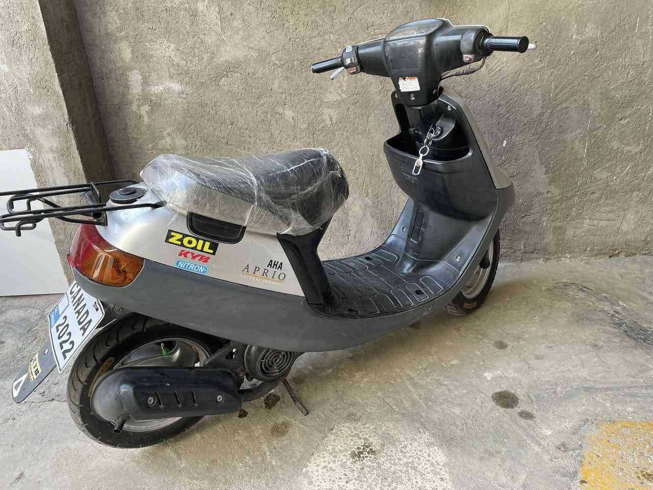 ‏دراجة بطة للبيع موديل 99 نظيفة نقص كابريته دراجة شغالة ما بها أي شيء نظيفة كلش كل شيء بيها جديد عنوان كربلاء الحر ***********
