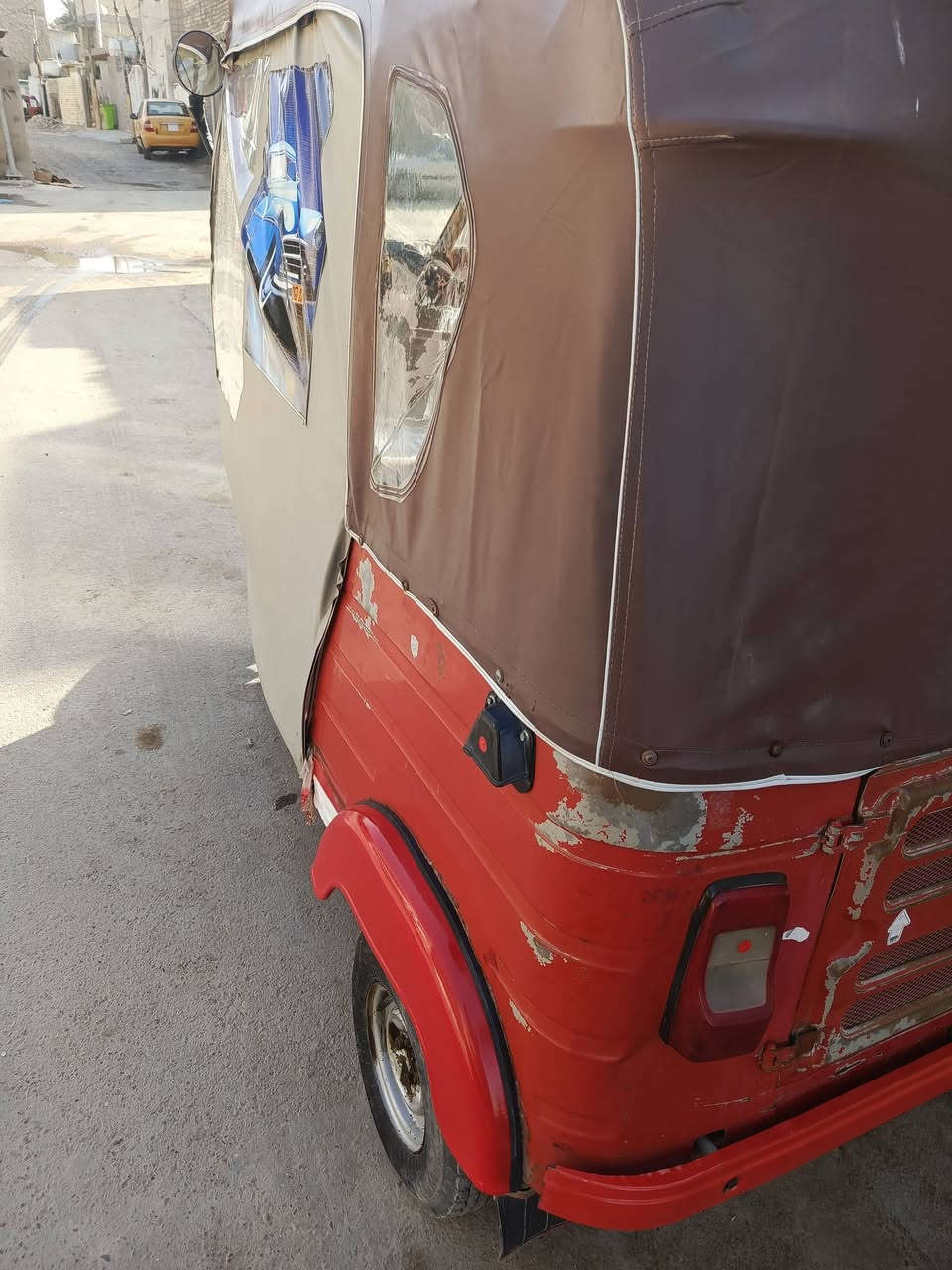 تكتك للبيع موديل ١٨ المكينة ٢٠ تكتك كلهة بلادية ما عدى جاملغات الخلفيات السعر ٣٧٥٠ العنوان الأمين الثانية شارع النواب ***********
