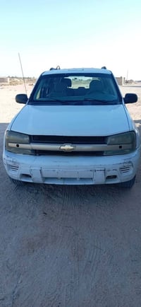 وبركاتة  سيارة البيع  جاهزه من كل شي كهربايات شغاله كير كسن مكينه شرط ...