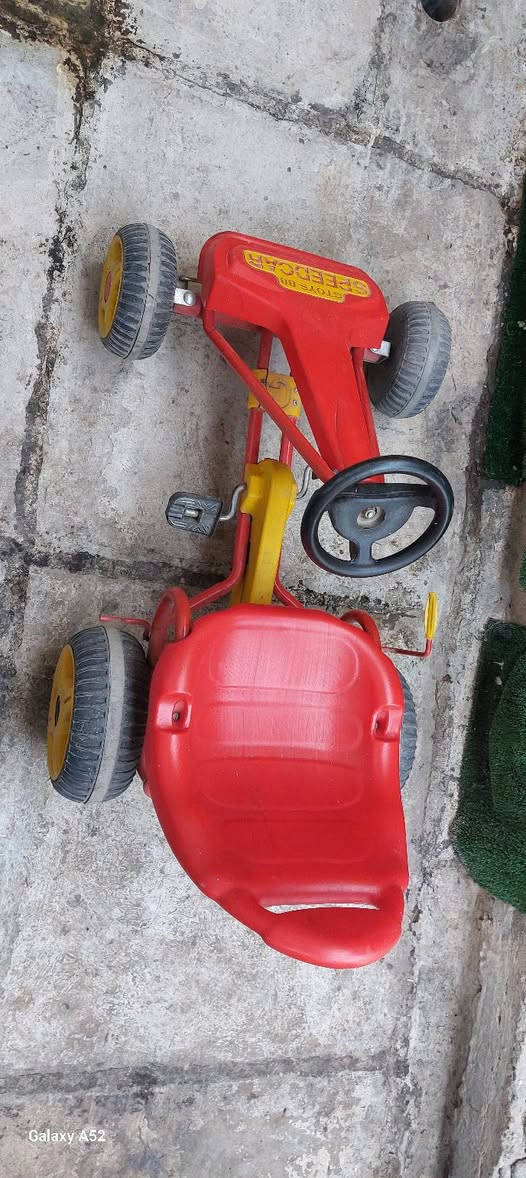 للبيع سيارة سباق بايدر تحكم ستيرن وبريك لحد عمر ٧سنوات 
العنوان بغداد الشعب الاسواق المركزية


**إذا كنت صاحب هذا الإعلان وتريد حذفه لأي سبب، رجاءا أرسل رسالة إلى الدعم الفني**