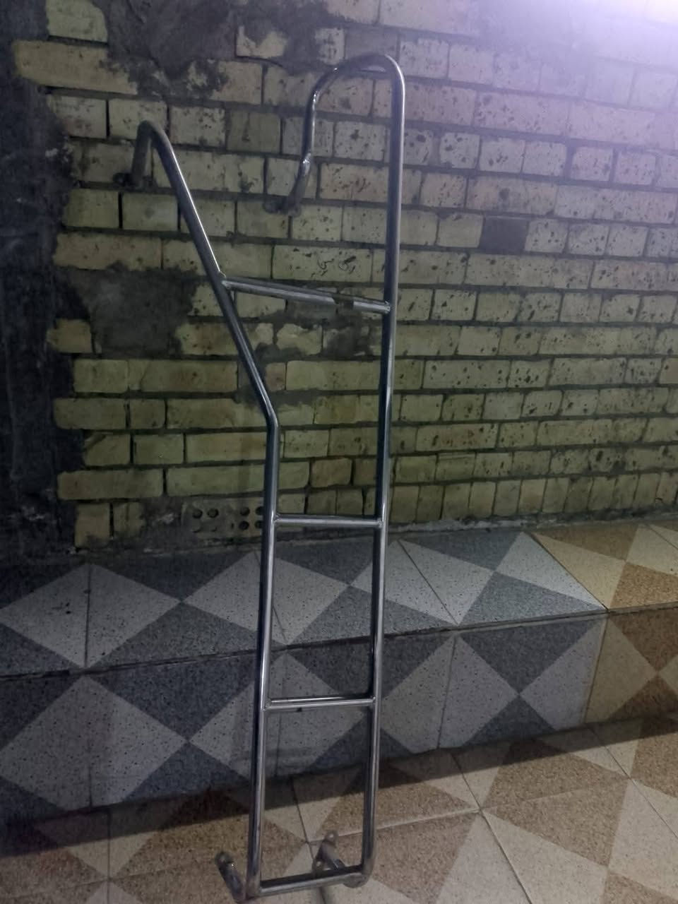 سيبايه مال كوستر ناصيه العدد 2 وحده مال عاليه هيه ودرجهه وناصيه هم درجهه العنوان بلديات رقم *********** خابر وتدلل
