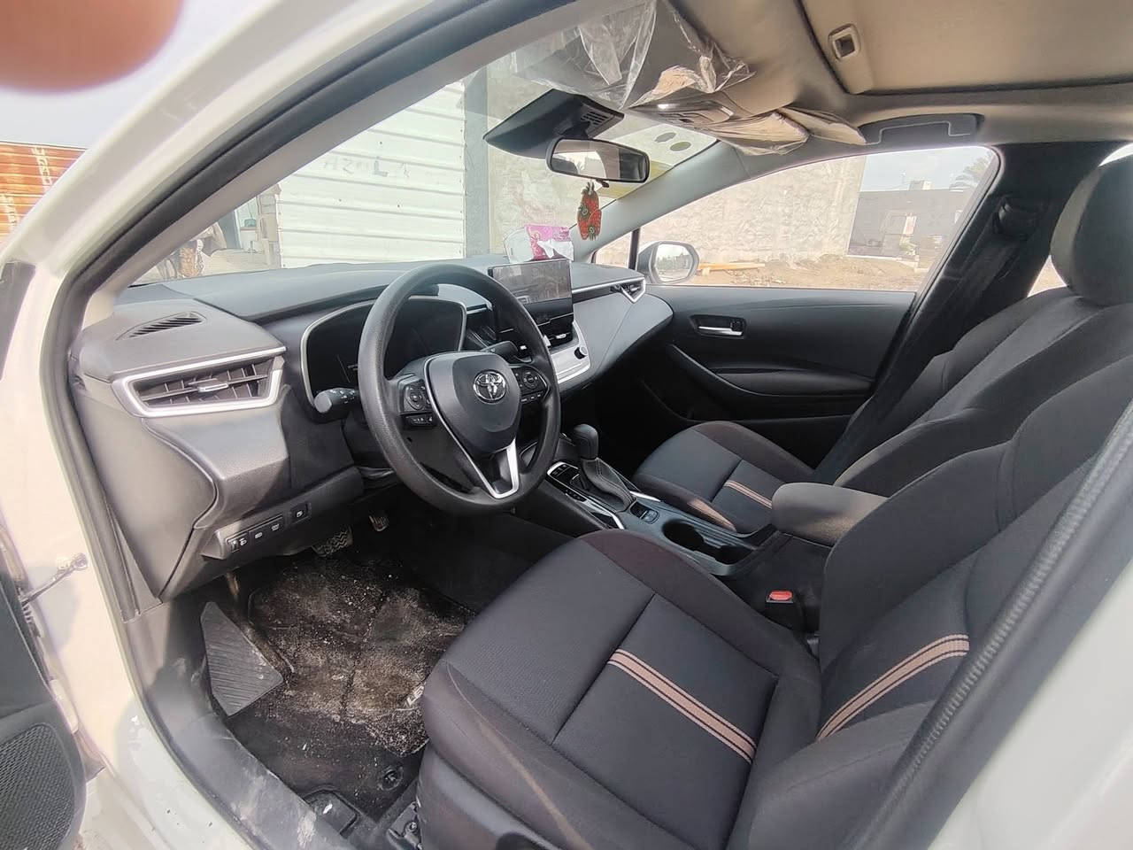 سلام عليكم
كورلا وارد صيني الشكل الامريكي
موديل ٢٠٢٥  السياه فول مواصفات
ماشيه ٦٠٠ كيلو متر السياره علا وضع الشركه
مكاني بغداد ابو غريب
***********
السياره باسمي تحويل مباشر
