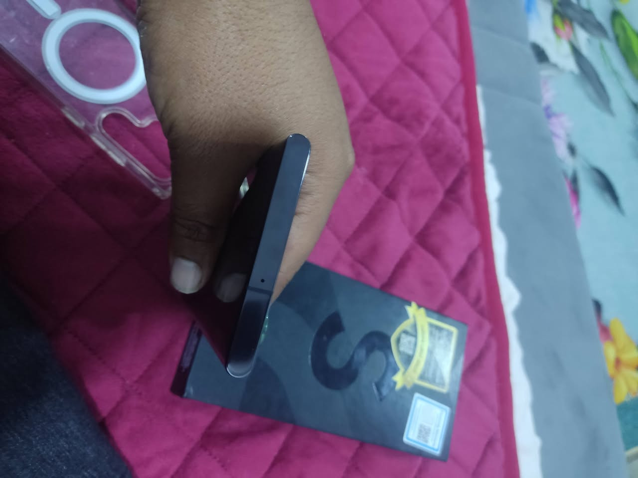 سلام عليكم شباب
موبايل سامسونك 22 الترا جهاز مجموعه الفهد التجاريه معروفه ما يحتاج احجي بيها مكفول من شخط جديد ونضيف وكله شغل وشرط الفحص ذاكرته 512 جهاز نضيف بشكل صوت شحن نت اتصال كامرات كله شغال فقط كارتون ويه شراي يتصل ***********
