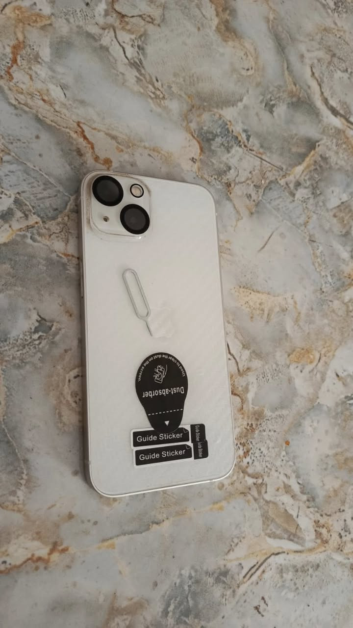 آيفون 13 عادي
بطاريه 95 معلايه
شرق اوسط دبل شريحه 
السعر 400 وبي مجال 
العنوان بابل الشوملي 
***********
