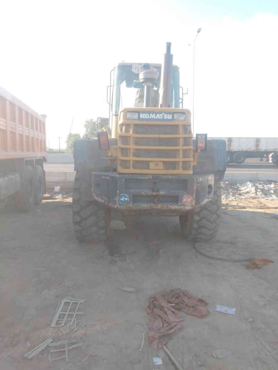 شفل كوماتسو للبيع حجم 270موديل 202محرك كمنز102كيرzff160 بسمي أربيل ***********/7865115929
