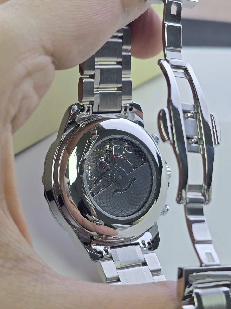 ساعه باتك فلب القمري تخبل الساعه محرك كشف تعمل نضام البطاريه مختمه من كل مكان كل هل جمال 75 الف ويوجد توصيل بغداد و محافضات 5 الاف الساعه سانلس أستيل وزنها ثقيل


**إذا كنت صاحب هذا الإعلان وتريد حذفه لأي سبب، رجاءا أرسل رسالة إلى الدعم الفني**