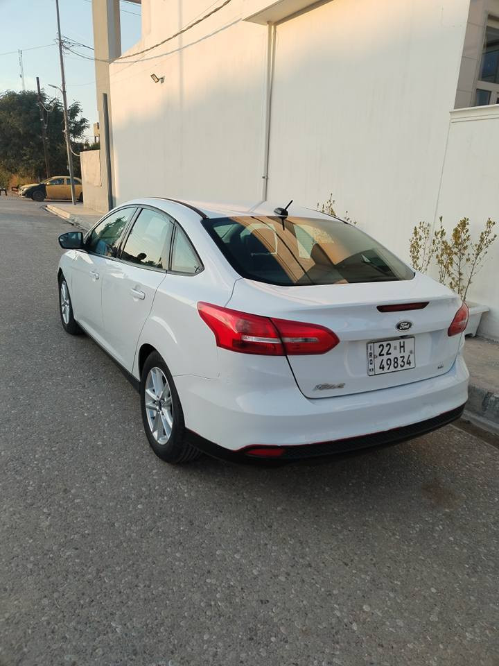 السلام عليكم فورد فوكس ٢٠١٦ للبيع السنوية الرقم والهزة جديد السيارة بأسمي وبطاقة بانزين بي وصل باقي على استلام كير محرك كهربائيات تبريد كل شرط محرك حجم ٢٠ ما مفتوح تنفس طبيعي بدون توربو مرغوب والسيارة ادامة كاملة دهن كير ومحرك وصدر دبلات جديدة مواصفات كامرة بلاد وترحيب ودبل شاشة بيه صبغ البنيد والجامرلغ السايق وهلال جامرلغ الخلفي حادثه مقدمة الشاصي المشدود عليه دعامية الأمامية بدون بدنة والارباكات سليمة حاليا السعر ٨٥ مكان السياره كركوك *********** كركوك, العراق
