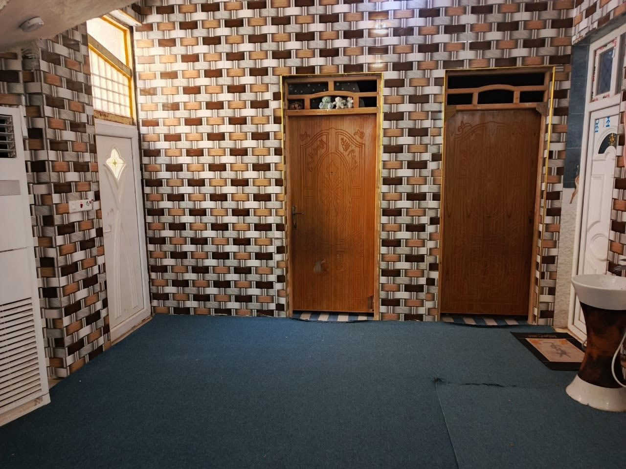 ‼️اقصاد أو نقد‼️
🏠بيت للبيع

📍حي الكوفه 

⚠️زراعي

📐مساحه ٢٠٠م

‼️يبعد عن الشارع ١٠٠م

🚧بناء ٢٠٢٣

🕍البناء طابقين 

•الطابق الاول :
•غرفتين
•استقبال
•صاله
•مطبخ حار بارد
•صحيات ٢

•الطابق الثاني هيكل

🏤مكتب الشراع للعقارات 
ثقتكم اساس نجاحنا..وخدمتكم أولويتنا...
فرص عقارية مدروسة.. وخطوات ثابتة نحو النجاح
خبرة وثقة للبيع والشراء والتأجير
أمانة.. مصداقية.. التزام

***********☎️
***********☎️
