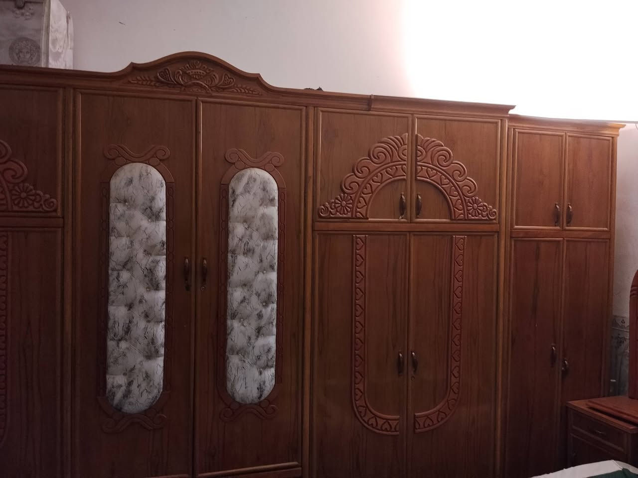 غرفه نضيفه لبيع ***********
