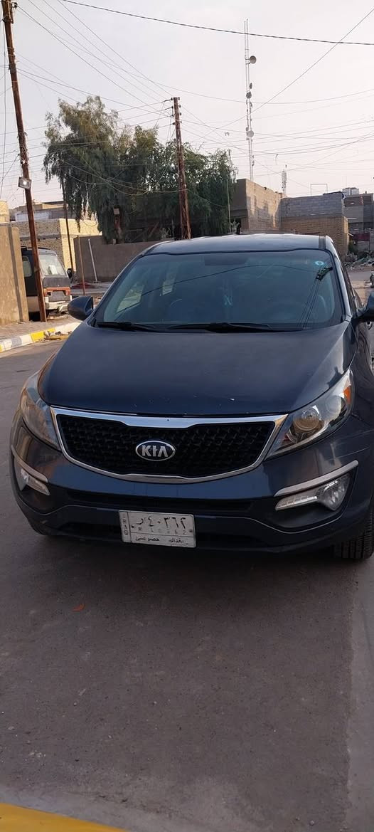 سبورتج 2014 امريكه تخم تير جديد
تبريد جديد صدر امامي خلفي جديد سياره ماشي 129 تفصيله بلسونر السعر 127 وبيه مجل سياره بسمي تحولي ثاني سياره بيه ماكنت جرارده مامتواجد بلفيس الشري يتصل واني بخدمته ***********
