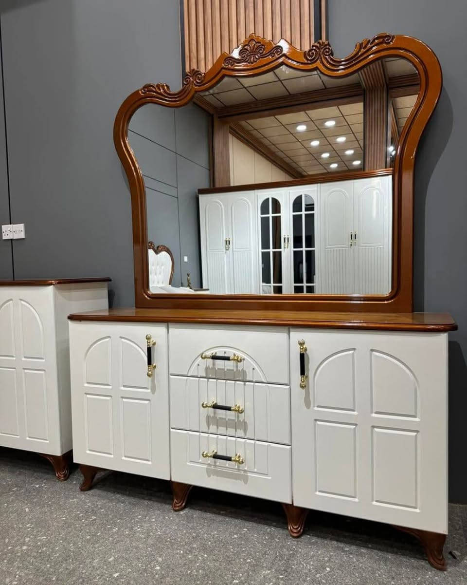 سلام عليكم   اقدملكم اجمل الغرف النوم والكناتير وجميع الاخشاب في معرض ابو محمد الشبلاوي   العنوان في خان النص والتفاصيل اكثر يتفضل خاص او يتصل على *********** ماتشتري علق تعليق حلو مثلك
