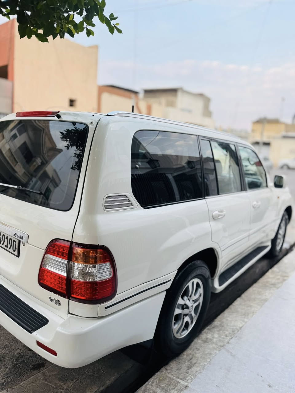 سەرەتا بەناوی خوا _مۆنیکا 2007GXR_V6_تۆماتیک_ قەپات مواسەفات _شاشە ئایپات بیلادی_ کوشین کارەبا _سەلاجە_ جام کارەبا_ کامێرەی پێشو دواوە_ ئالێر کارەبای_ ناو فۆرمیکە_ سلایت_ لایت زینۆن بیلادی_ 5تایەو ویلی لۆکی لەژێرایە_ سێ رێز کوشنە_ بیلاد ناو زەرد مەرخوب_هۆگی بیلادی ماوە_ جەگی بیلادی ماوە_گشت گیانی بەشەرت مەکینەی نەکراوەتەوە بەس قەپاخی سەری کراوەتەوە_ شانسیو دەبل ئەکسل دارو بەردی بەشەرت_رەقەمەو سەنەوی _ژینگە حەمووی تازەیە بەناوی خۆمە  _دوسەی وەنەوشەی بۆ بەستراوە نوێ _سێ چوار ساردە کوتی هەیە_ لەگەل تۆزێ سەقفی شتی بەرکەوتوە چاک کراوەتەوە بێ بۆیاخ _وەرگەرانو براوە بەشەرت_شوێن هەولێر _ژمارە موبایل_***********_سحری 165وەرەقەو ماحمەلەیەکی برایانە
