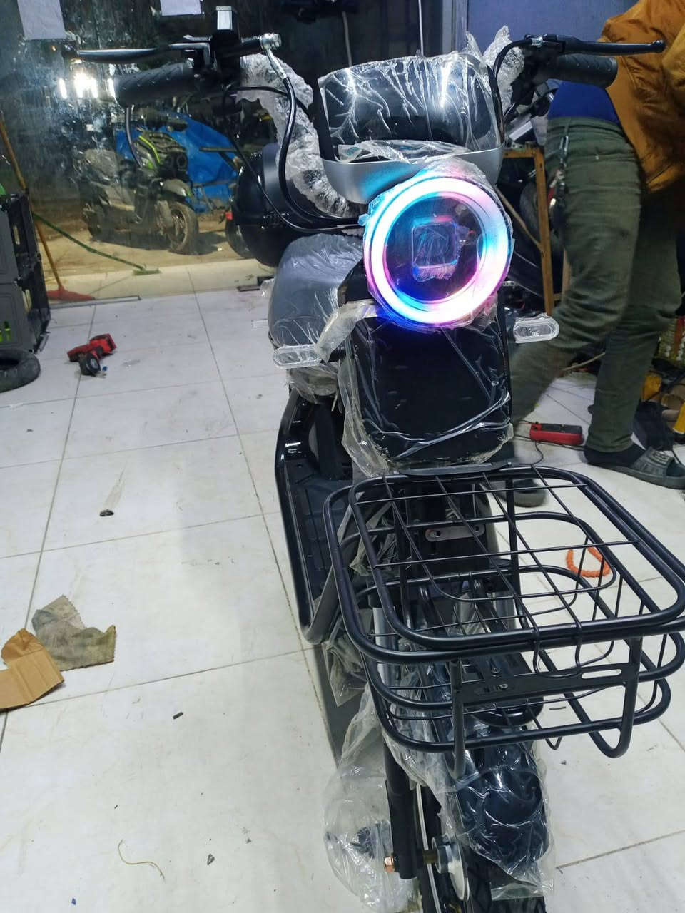 السعر 350الف فقط
دراجه شحن بونفا 5باتري
جبير ملف 1000
ضد ماء تشغيل عن بعد 
السرعه 55
ومواصفات آخره
عنوان البنوك بجوار مركز القدس
***********
