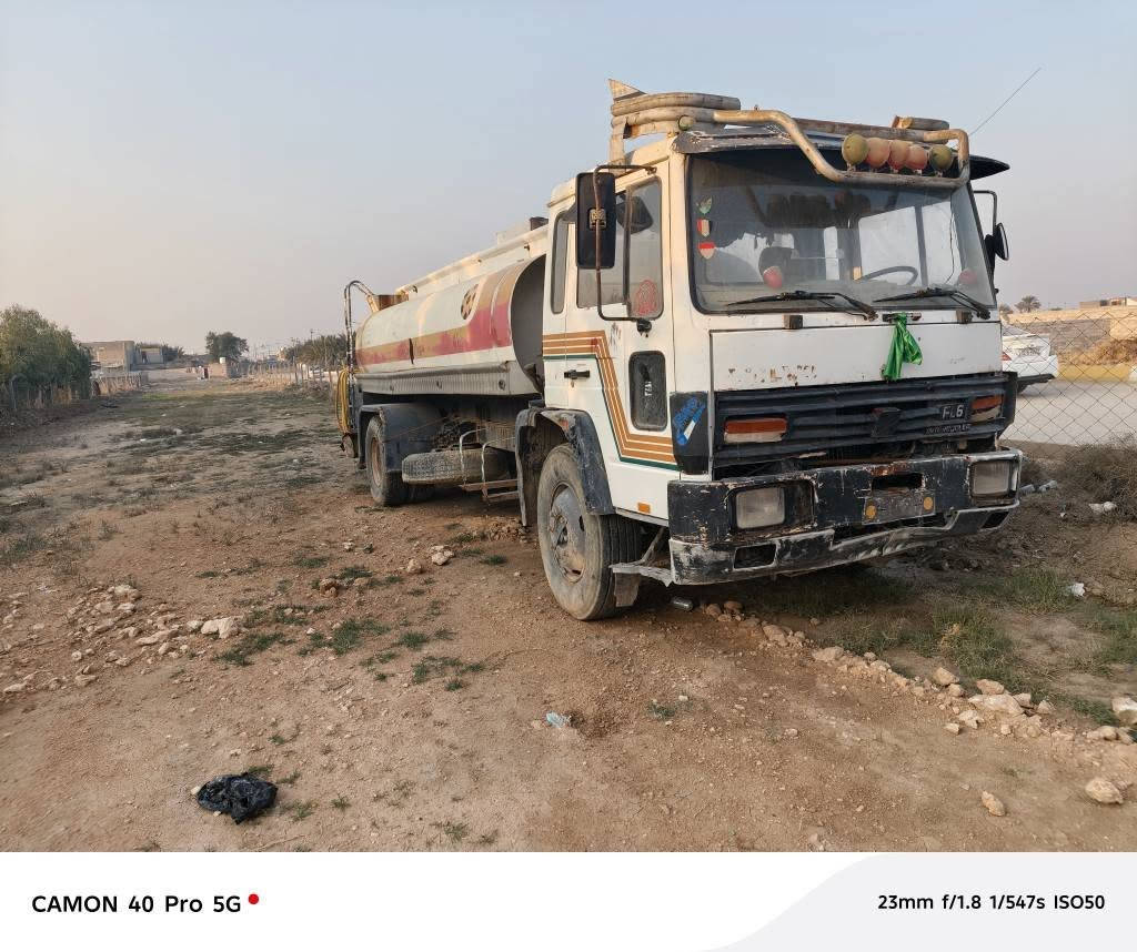 السلام عليكم دنكر لبيع والكاروبه هيه والمقطوره هم لبيع الدنكر نضيف بدون والكاروبه رقم
*********** العنوان ديوانية
