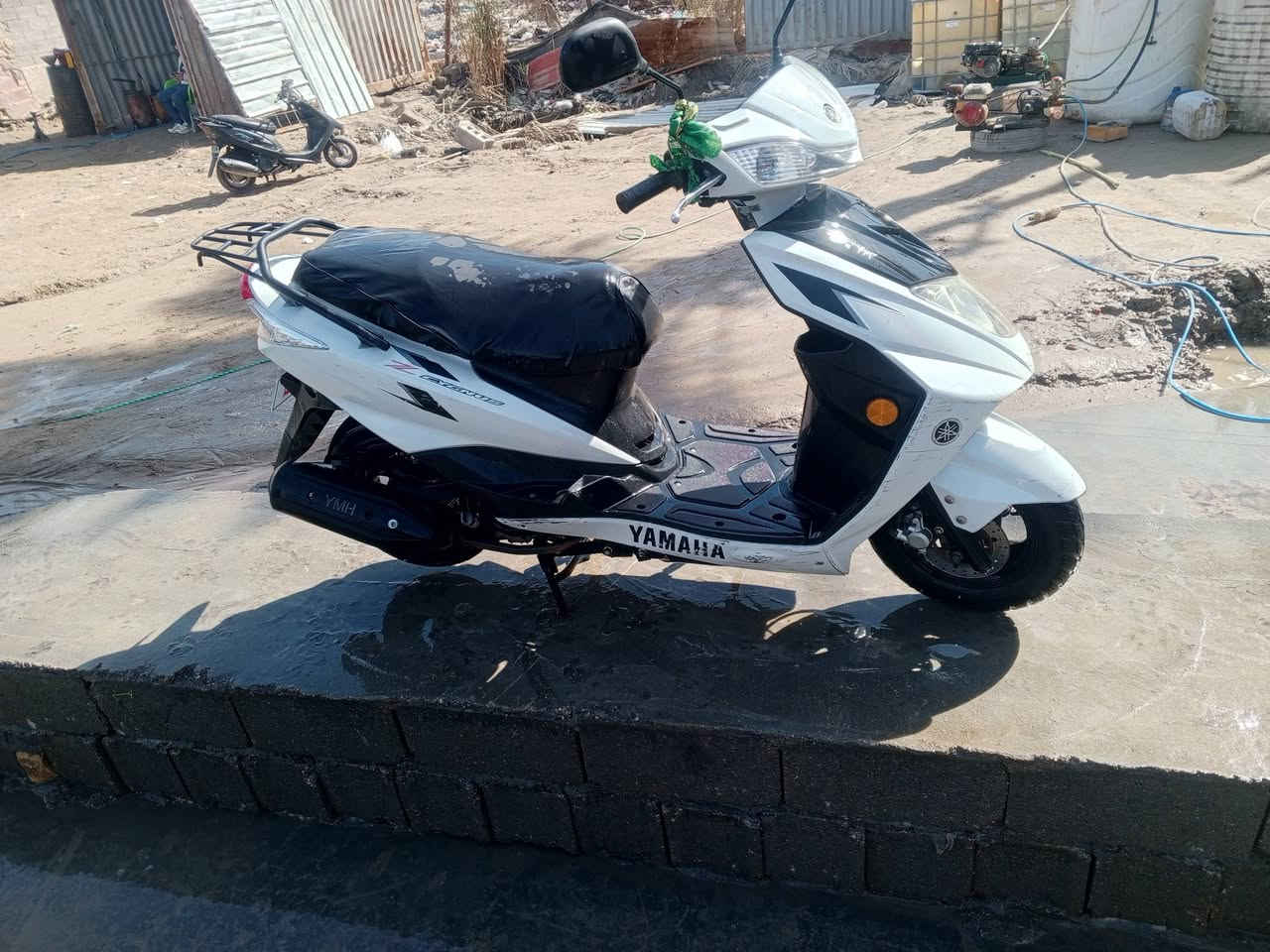 سلام عليكم
سكنس كوري للبيع المكينه مفتوحه مره واحده الدراجه خرسه شلعه معدل فول السعر 650وبيه مجال مكان مسيب ***********
