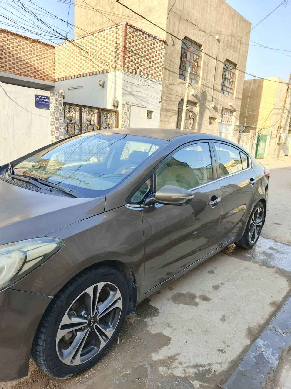 السلام عليكم
سيراتو موديل 2013 مكفولة كفالة عامة 
فول مواصفات عدا الفتحة والبصمة 
تحكم ستيرن اشاير مري لد امامي خلفي مري شفط ...
السعر : $110 وبيها مجال بسيط 
ولمعرفة باقي التفاصيل الاتصال على الرقم 

‏‪***********‬‏
