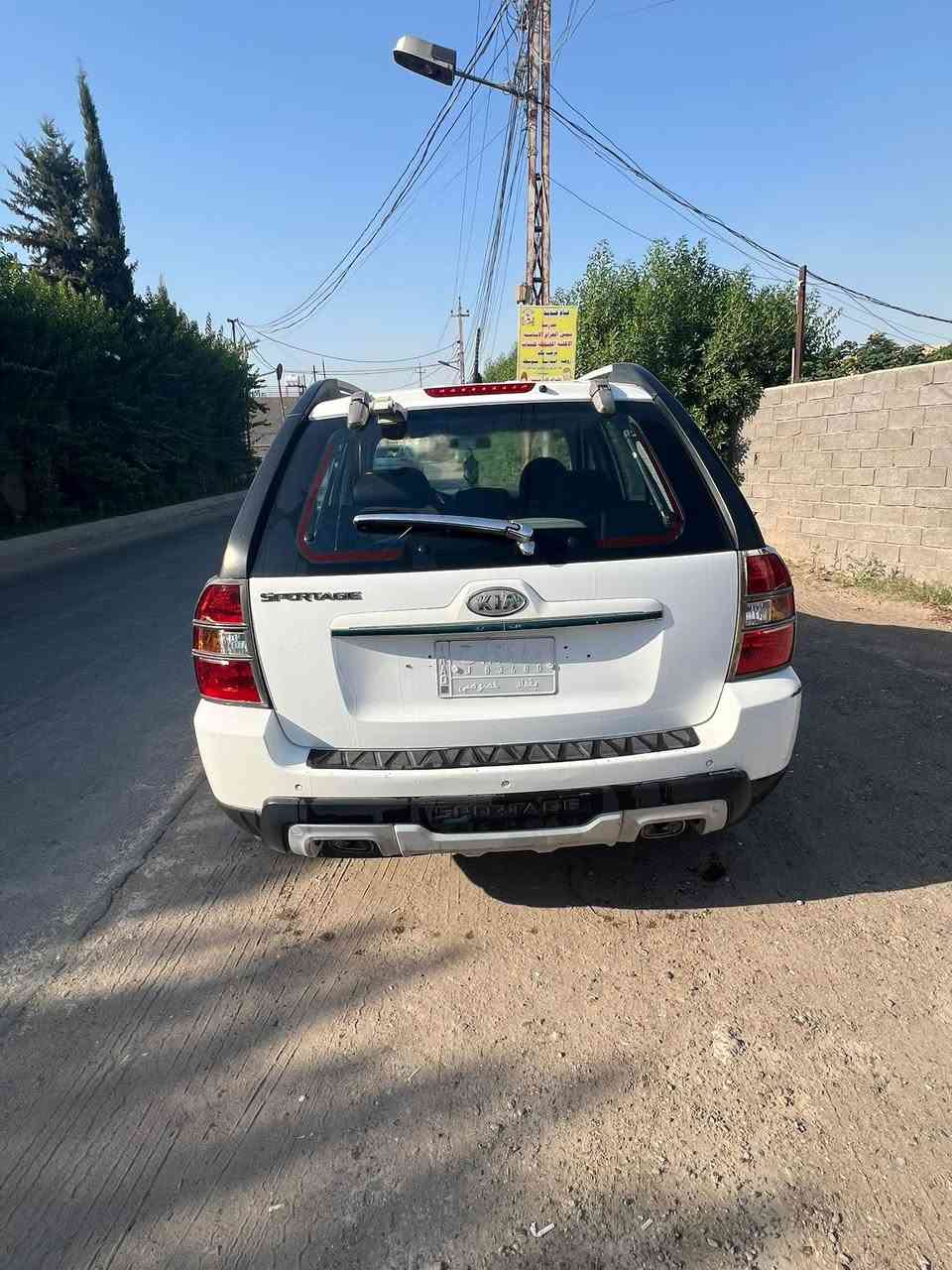 السلام عليكم من رخصت الادمن المحترم 
كيا سبورتج للبيع مديل ١٠ مكفول من صبغ 
وضربه سيارة جاهزه من كلشي كير مكينه 
تبريد صدر تخم تاير محرك ٢٠٠٠ دوش 
مكان سياره بغداد شعب السعر 
١١٥ ربي مجال 
***********
