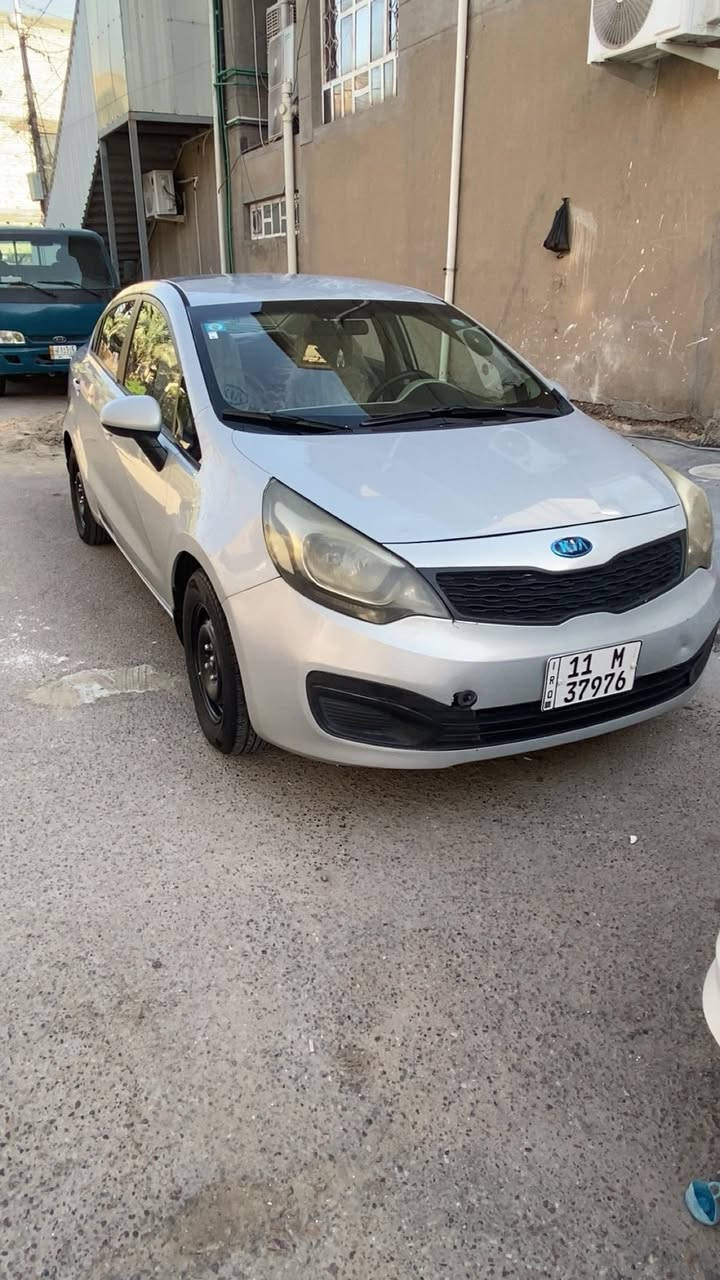 كياريو2013 خليجي
مكينه 1600دوش
كير ومكينه خير من الله
سنويه بسمي ماصاقطه شرط التحويل
رقم بغداد انكليزي 
نضام ايكو اقتصادي
لون مميز بلادي
السونار موجد بلصور
السعر92 وبيه مجال للشراي
العنوان بغداد البلديات حي الصحفيين
***********
