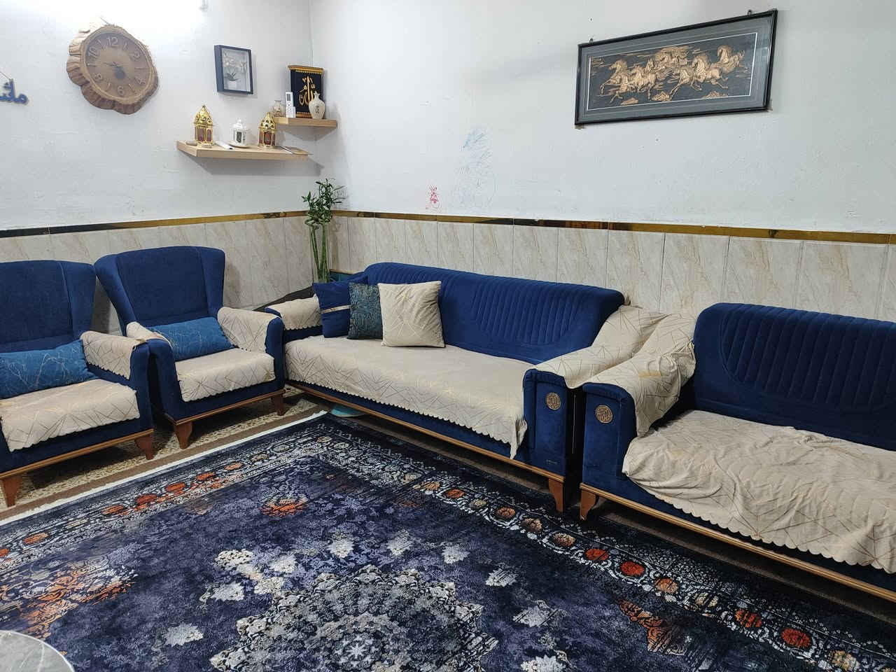 تخم تركي. ٨ مقاعد. قنفه ثلاثيه سرير كهربائي تخم نظيف لبيع 
تخم تركي لونين ٥ مقاعد  لبيع 
مكان الدورة


**إذا كنت صاحب هذا الإعلان وتريد حذفه لأي سبب، رجاءا أرسل رسالة إلى الدعم الفني**