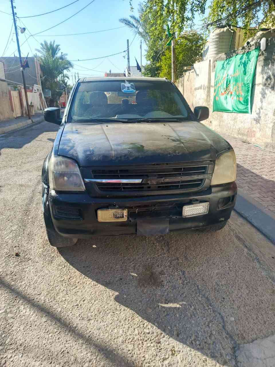 ‏السلام عليكم بيك اب شوفرليت
‏مديل 2005 
‏محرك كير بطه
‏سيارة كاملة شغل وطلع
‏اللون البلادي ابيض مصبوغة اسود بيها كتاب مزاد 
‏السعر 22 وبيها مجال 
اتصال فقط او واتساب 
‏***********
