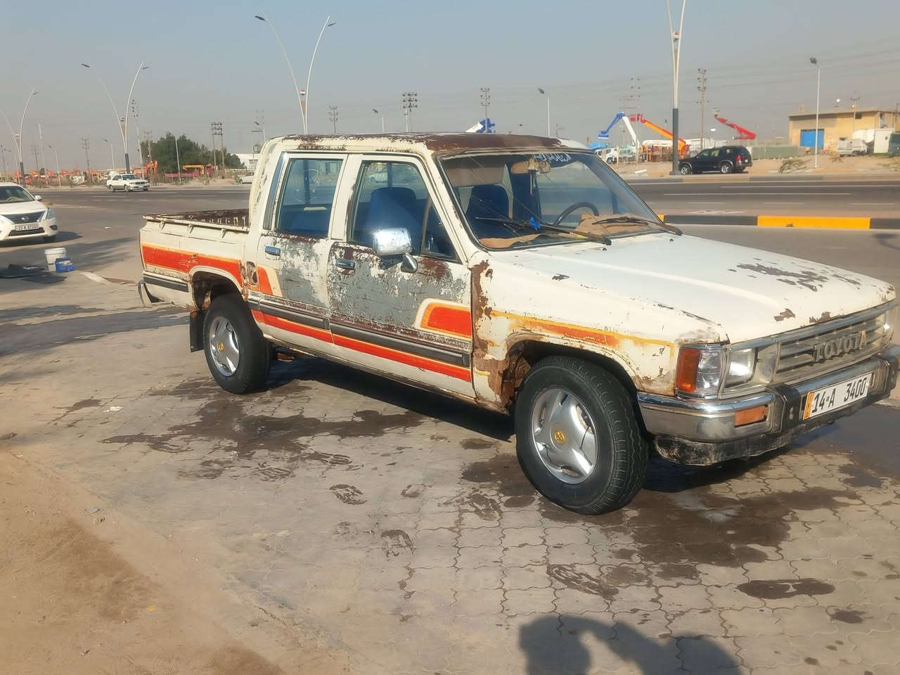 السلام عليكم للبيع بيكم تيوته موديل 1988 الرقم بصره انكليزي سنويه جديده مكفوله من كلشي السعر 45 اوبيه مجال العنوان البصره الزبير الاستفسار علا الرقم ***********
